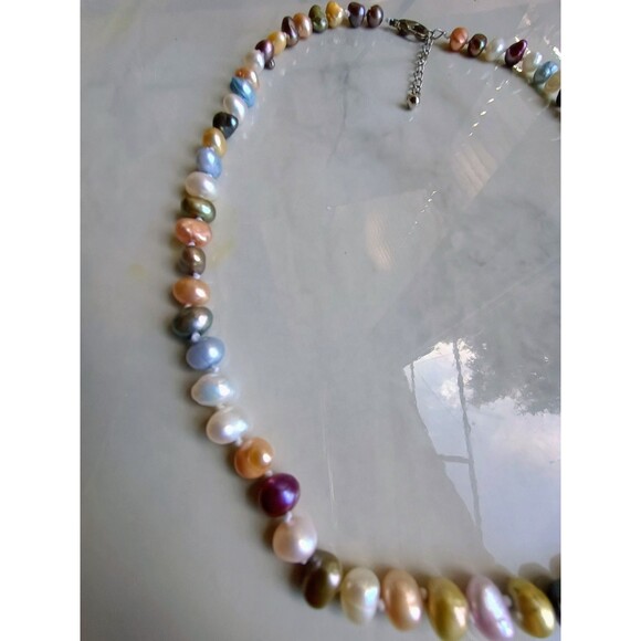 Vintage European Hand Knotted Freshwater Cultured Baroque Pearl Necklace - Picture 2 of 6